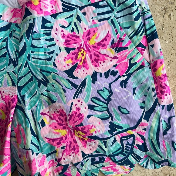 Lilly Pulitzer Run Around Slathouse Soirre Scalloped Edge Shorts NWOT Size 0 - Picture 3 of 8